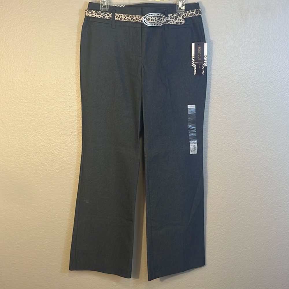 Dana Buchman NWT boot cut dk blue jeans new